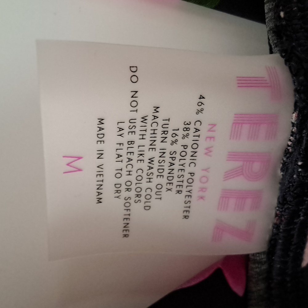 Terez Black and Pink Floral Leggings Vibrant Design - Picture 2 of 2